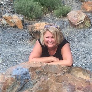 Meet your Posher, Lisa